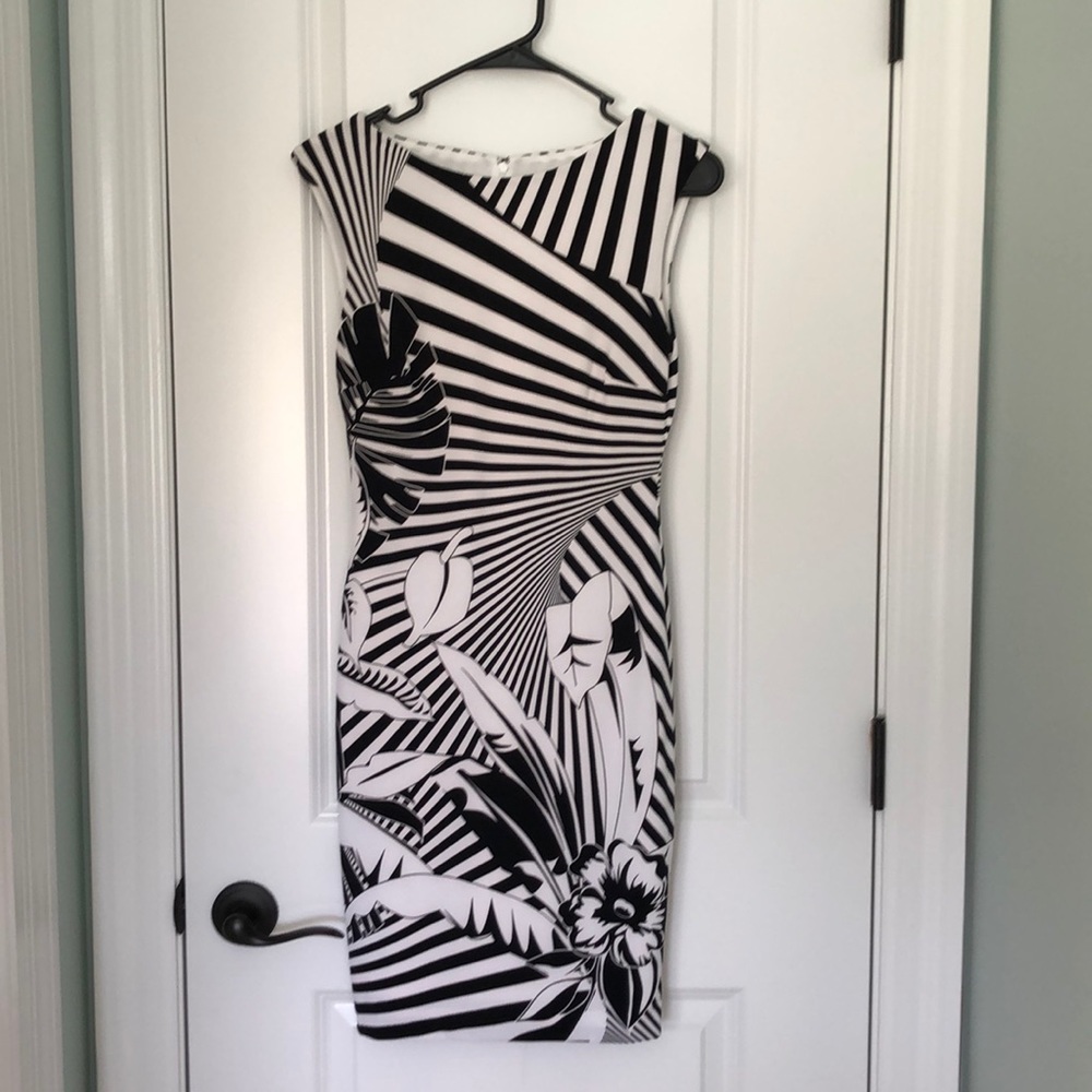 Cache size XS black and white dress.